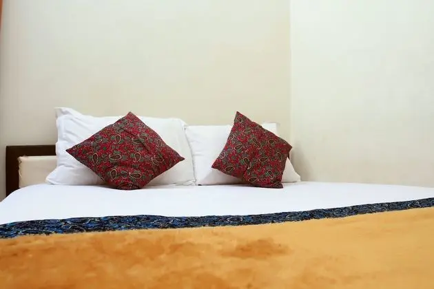 Standard Tek Büyük Yataklı Oda (Air-Conditioned)