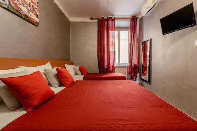 Classic Üç Kişilik Oda