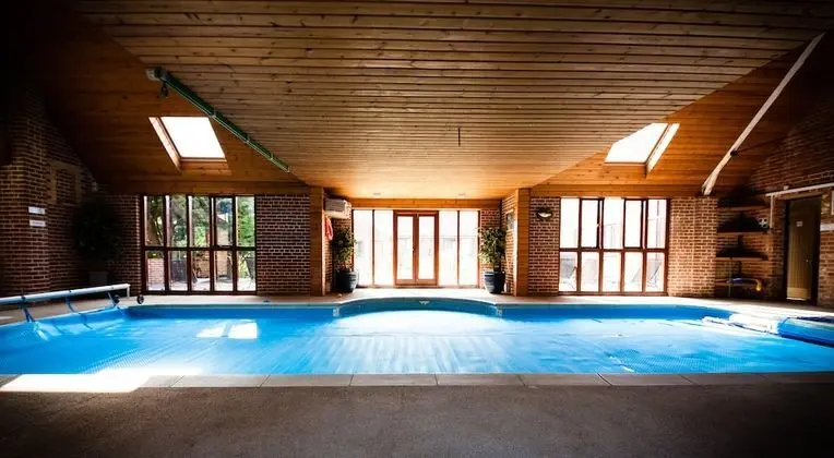 Ev (Highfields Lodge - max 23 people)