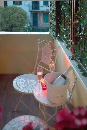 Deluxe Tek Büyük Yataklı Oda, Balkon