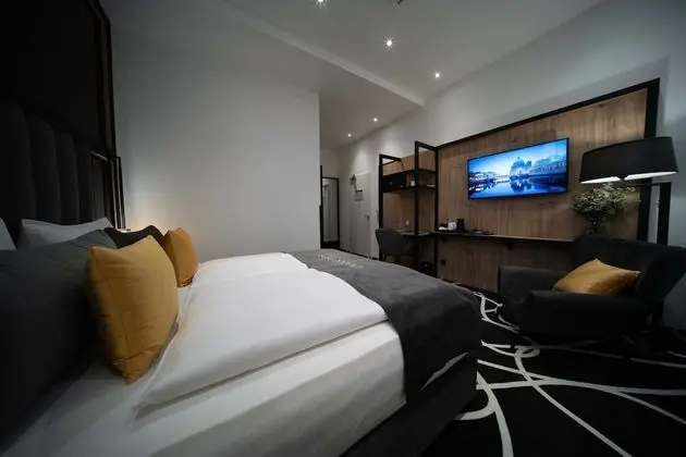 Comfort Tek Büyük Yataklı Oda