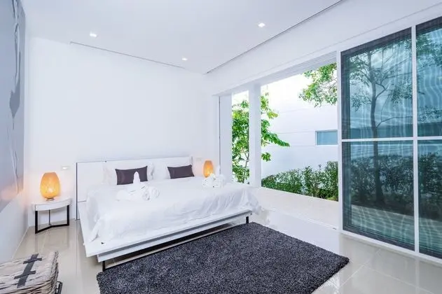 Luxury Sea View Pool Villa B 3-Bedroom