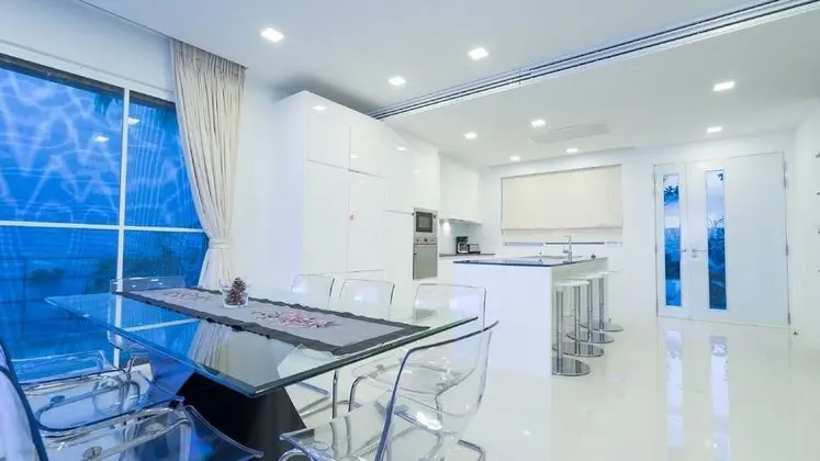 Luxury Sea View Pool Villa B 3-Bedroom