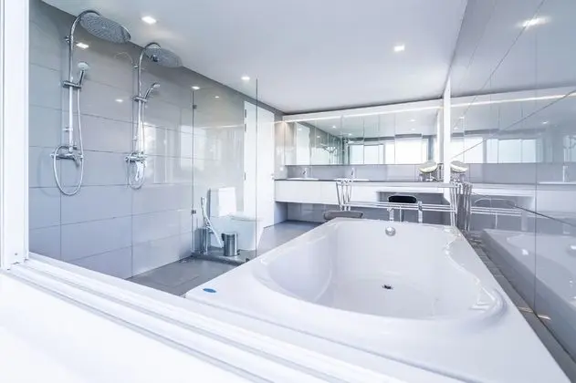 Luxury Sea View Pool Villa B 3-Bedroom
