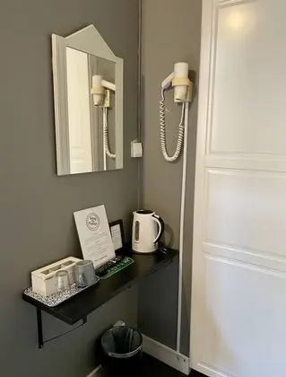 Tek Kişilik Oda, Ortak Banyo