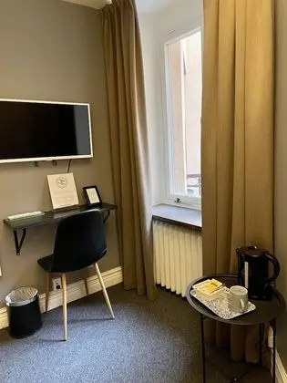 Tek Kişilik Oda, Ortak Banyo