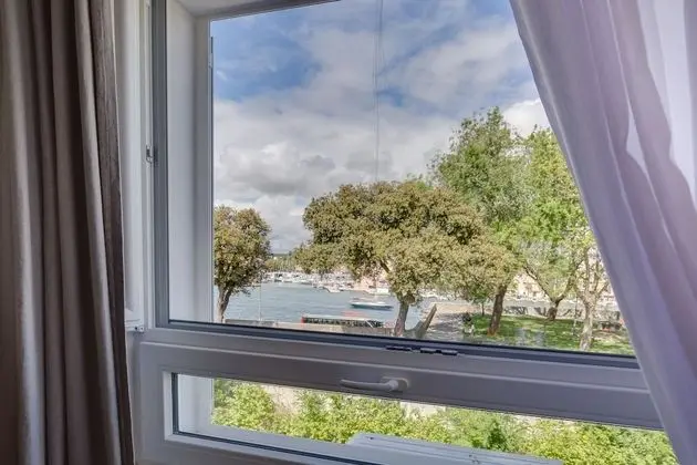 Apart Daire, 1 En Büyük (King) Boy Yatak ve Çekyat