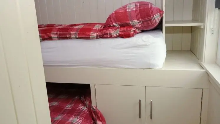 Kulübe, Birden Çok Yatak