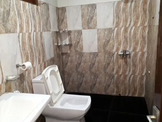 Economy Ortak Ranzalı Oda, Sadece erkekler için, Sigara İçilmez