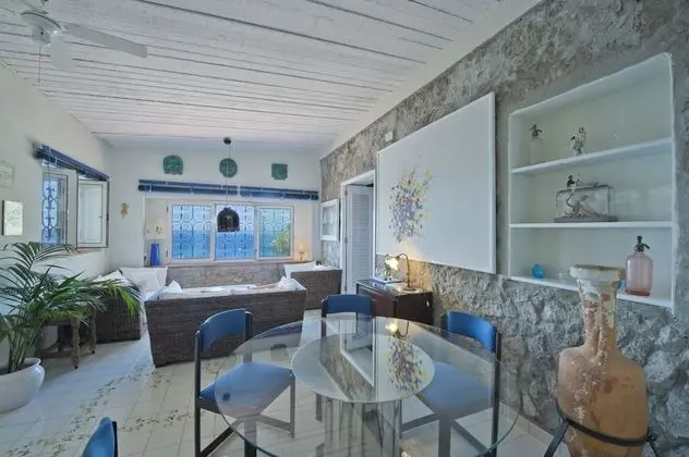 Villa, 3 Yatak Odası, Şömine