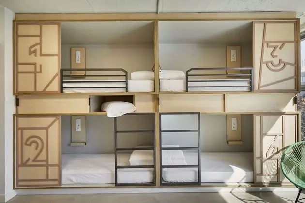 Ortak Ranzalı Oda, Karma Ranzalı Oda (1 bed in a 8-Bed Dormitory Room)