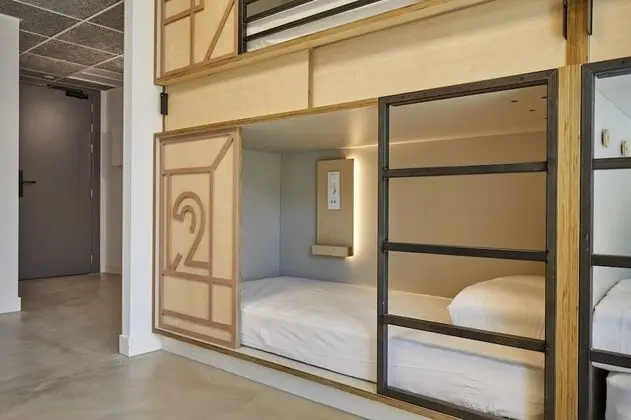 Ortak Ranzalı Oda, Karma Ranzalı Oda (1 bed in a 8-Bed Dormitory Room)