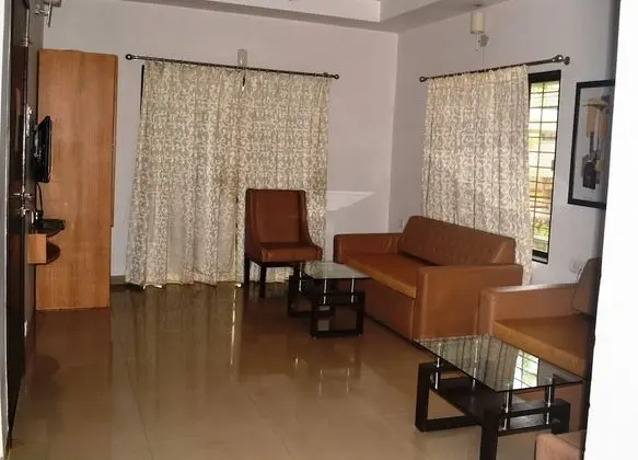 4 Bedroom Villa