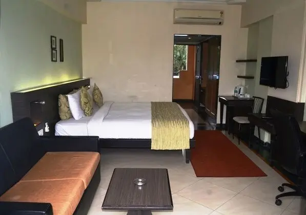 Super Deluxe Room