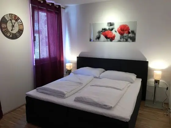 Deluxe Apart Daire, 2 Yatak Odası, Balkon (Arsenal TOP 6 incl. Extra Fees)