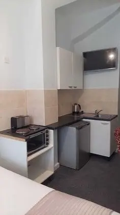 Büyük Yataklı Tek Kişilik Oda