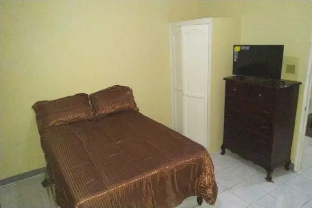 Traditional Apart Daire, Karma Ranzalı Oda, Sigara İçilmez