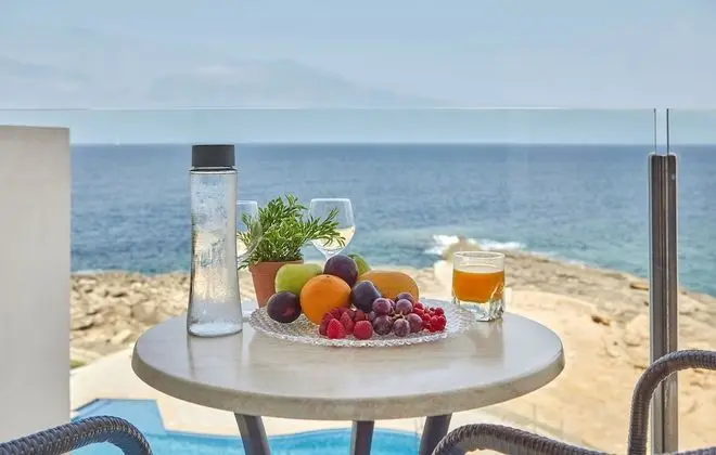 Tek Büyük Yataklı Oda, Deniz Manzaralı