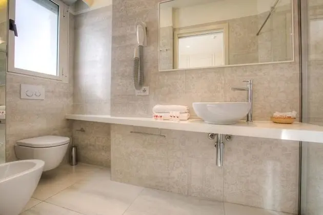 Superior Üç Kişilik Oda, Balkon