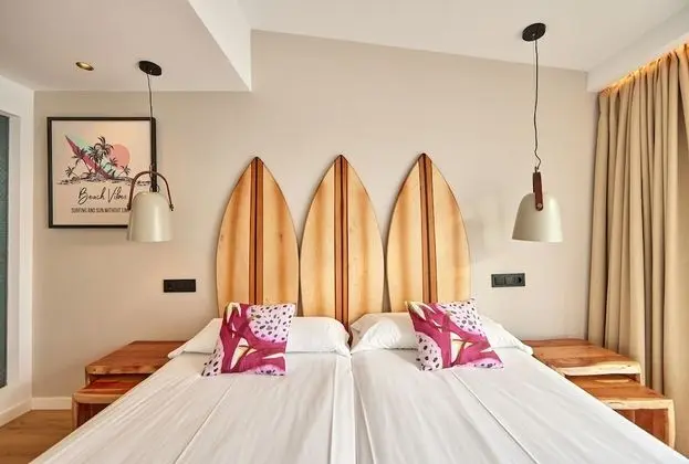 Hang Loose Suite