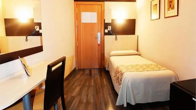 Basic Tek Kişilik Oda