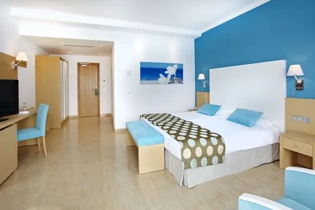 Superior Oda, Balkon, Deniz Manzaralı (2 adults + 1 child)
