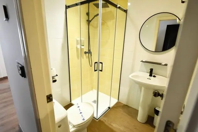 Standard Üç Kişilik Oda