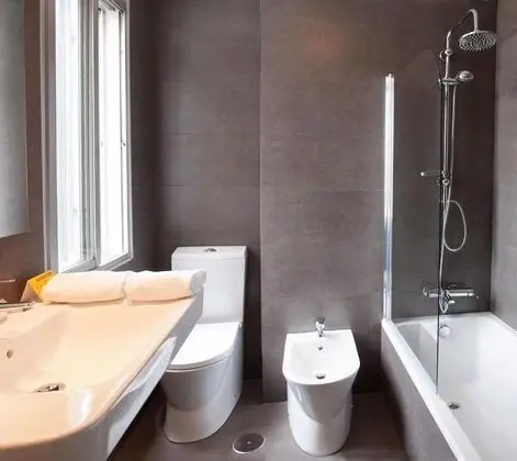 Tek Büyük Yataklı Oda