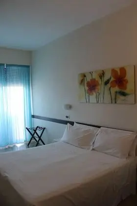 Economy Tek Büyük Yataklı Oda