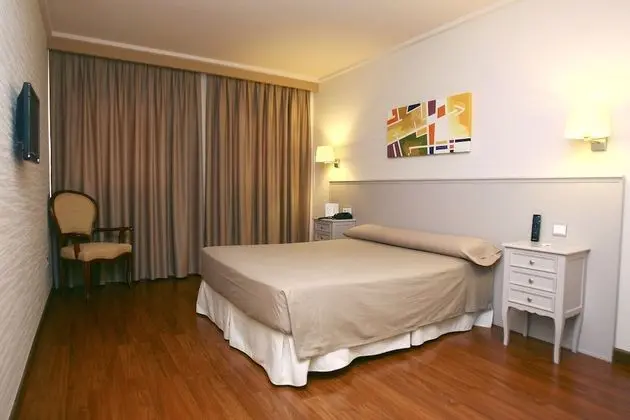 Basic Tek Büyük Yataklı Oda