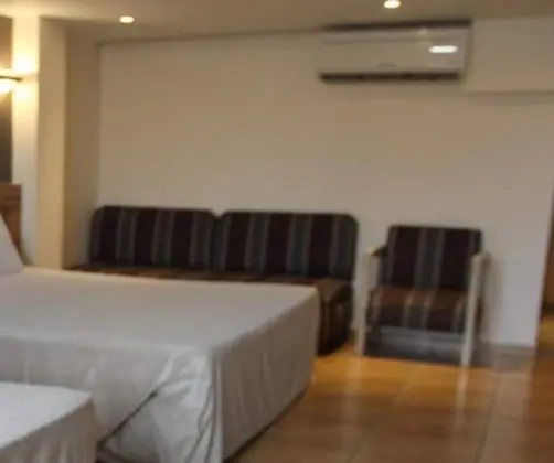 Süit (2 King Beds + 1 Sofabed Suite)