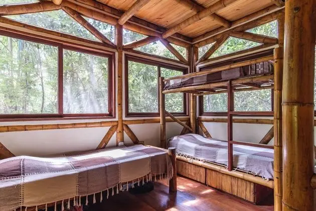 Ortak Ranzalı Oda, Karma Ranzalı Oda (5 beds)