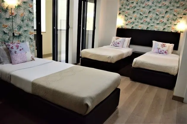 Deluxe Üç Kişilik Oda, Özel Banyo