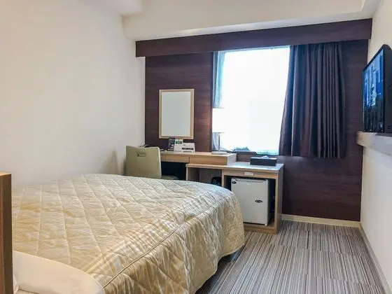 Tek Kişilik Oda, Sigara İçilmez