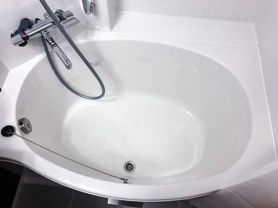 Tek Kişilik Oda, Sadece kadınlar için, Sigara İçilmez