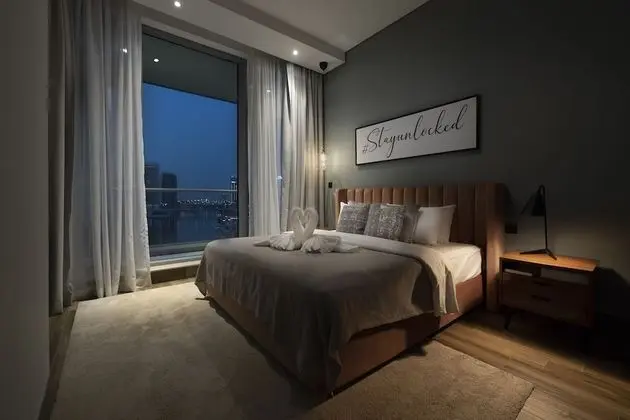 Premium Tek Büyük Yataklı Oda