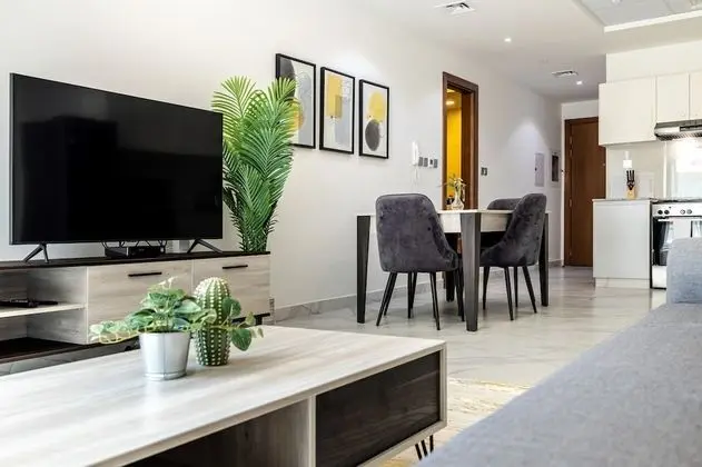 City Tek Büyük Yataklı Oda