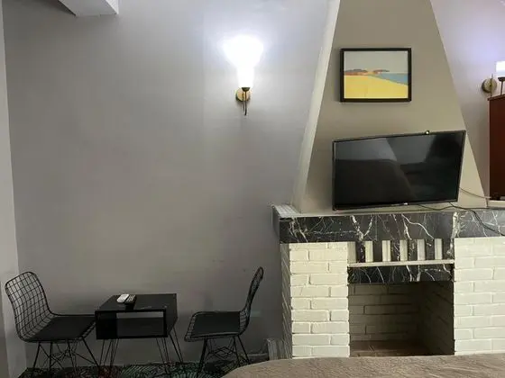 Çift Kişilik, Şehir Manzaralı