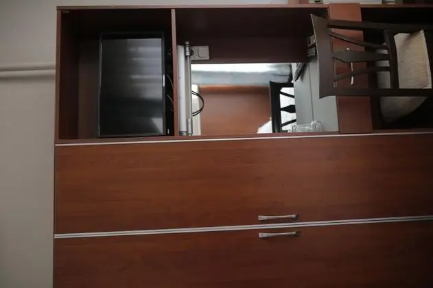 Tek Kişilik, Şehir Manzaralı