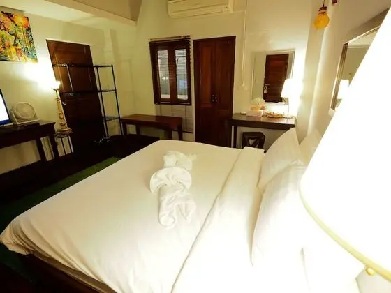 Standard Room with Private Bathroom