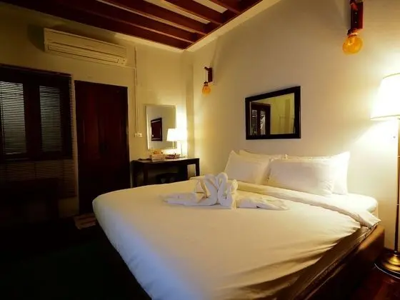 Standard Room with Private Bathroom
