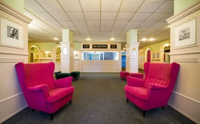 Economy Tek Büyük veya İki Ayrı Yataklı Oda