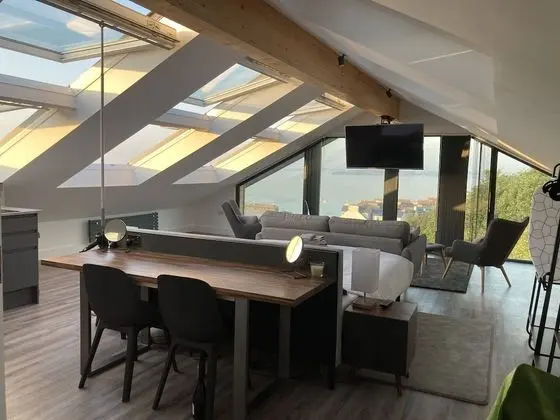 Luxury Tek Büyük Yataklı Oda