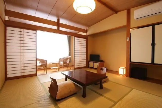 Traditional Oda (Japanese Style for 4 Guests)