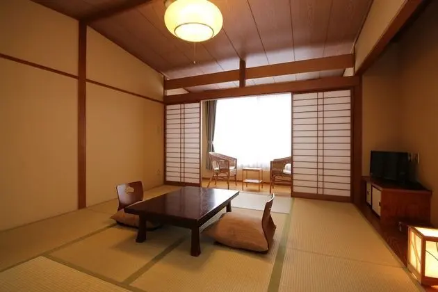 Traditional Oda (Japanese Style for 4 Guests)