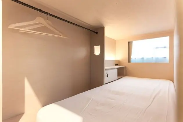 Ortak Ranzalı Oda, Sadece kadınlar için, Ortak Banyo