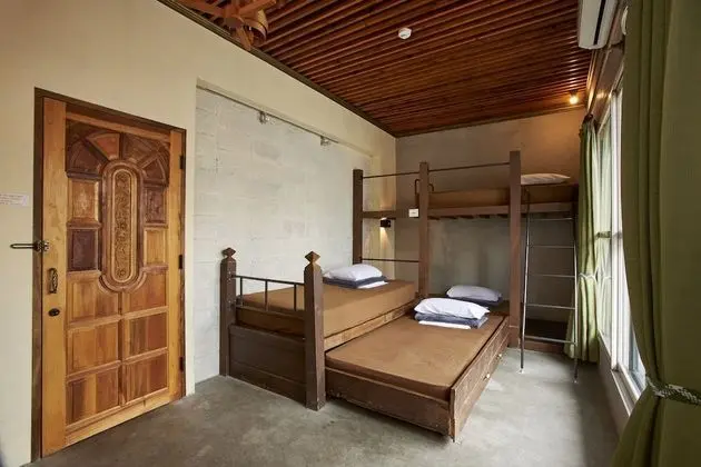Oda (Private Room: 4 adults, main building)