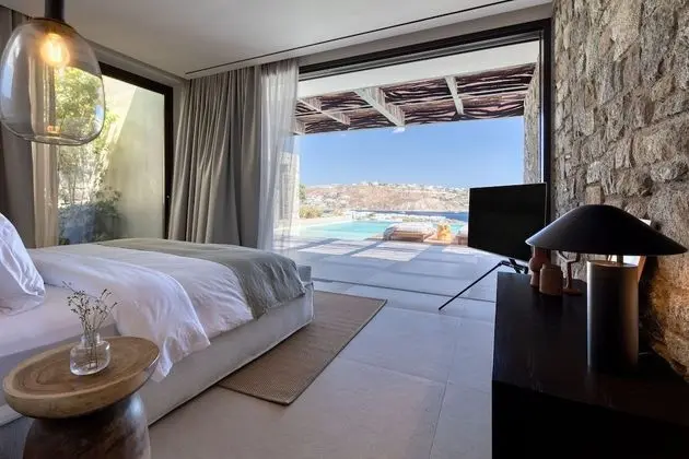 10 Bedroom Villa with Private Pool