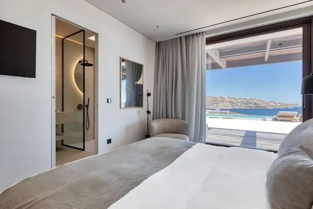 10 Bedroom Villa with Private Pool