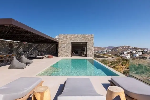10 Bedroom Villa with Private Pool